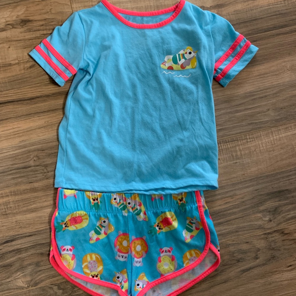 Girl’s Cat and Jack Pajama Set